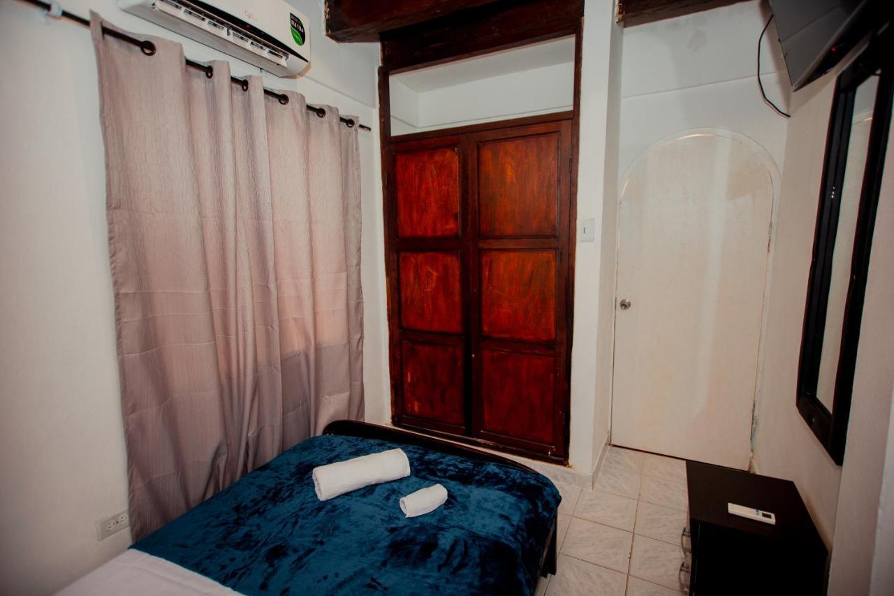 Marbella Beach Rooms Cartagena Exteriör bild